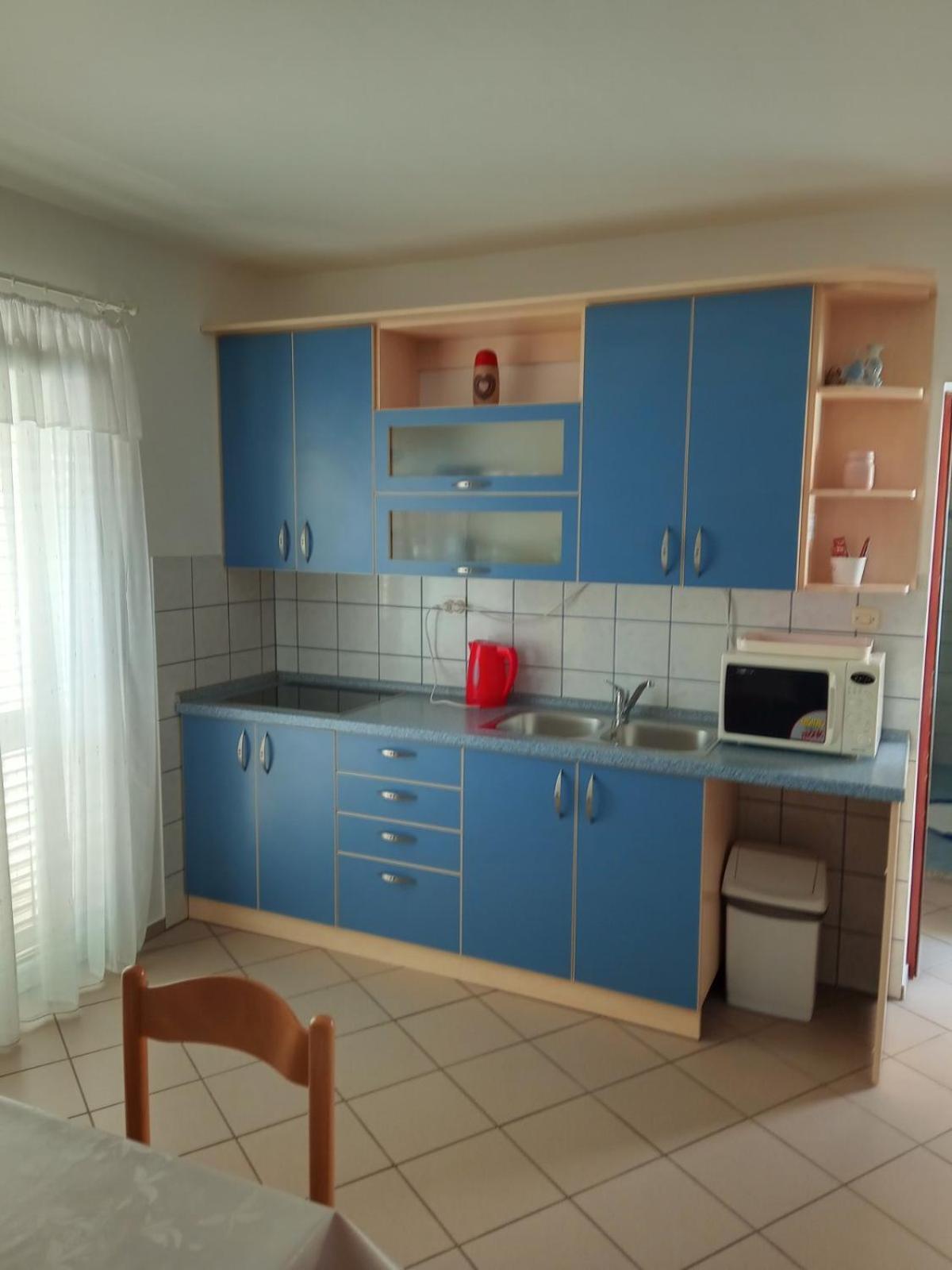 Apartmani Ana ヴィル エクステリア 写真